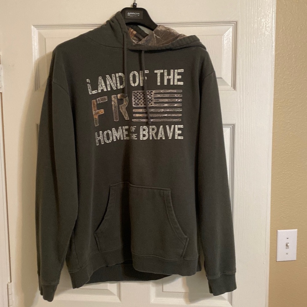 I am selling a buck wear hodie